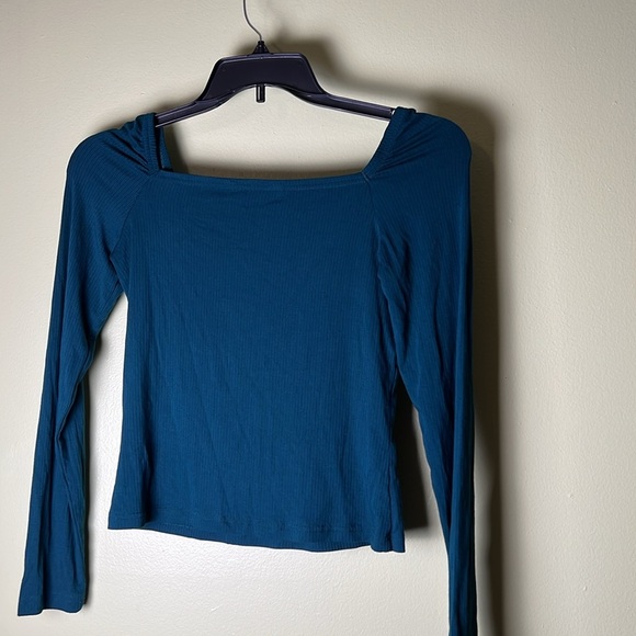 Banana Republic Green crap top Blouse - Picture 5 of 5